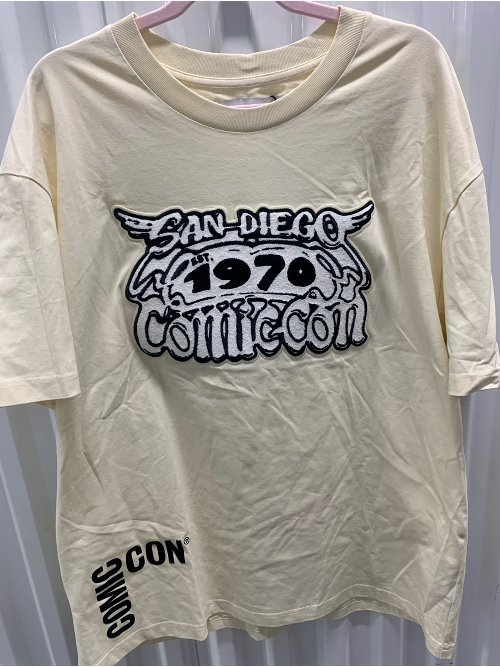 San Diego Comic Con Embroidered Graphic Short-Sleeve Shirt - Cream
